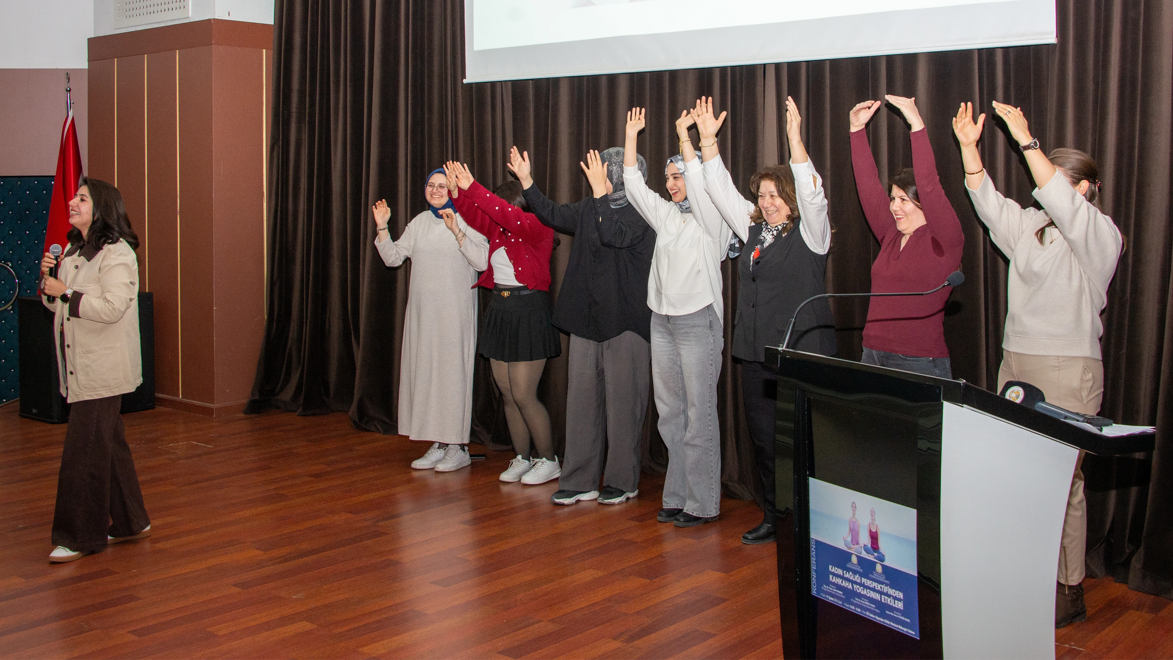 Selçuk Üniversitesinde “Kahkahanın Etkileri” anlatıldı